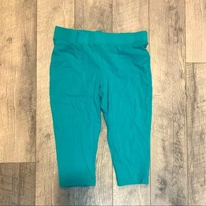 Torrid Teal Active Capri